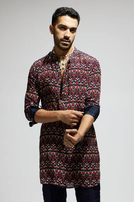 Buy_Sva By Sonam & Paras Modi_Blue Crepe Geometric Print Kurta