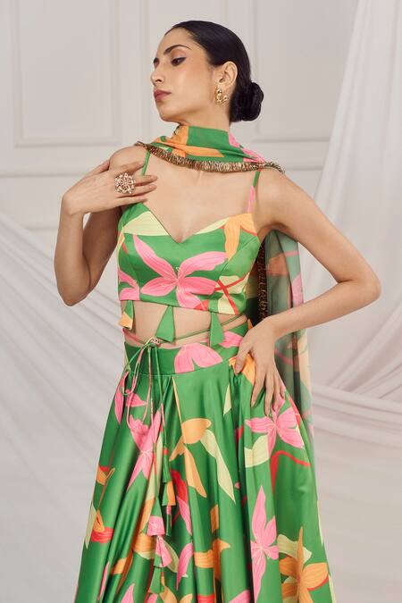 Buy_Harshita Singhvi_Green Satin, Georgette Sweetheart Neck Floral Print Lehenga Set _Online_at_Aza_Fashions