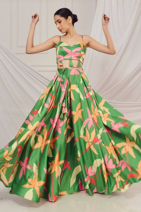 Harshita Singhvi_Green Satin, Georgette Sweetheart Neck Floral Print Lehenga Set _at_Aza_Fashions