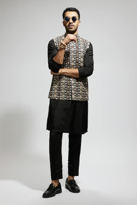 Buy Sva By Sonam & Paras Modi Black Silk Cut Work, Sequins Geometric Embroidered Bundi Set Online at Aza Fashions Buy_Sva By Sonam & Paras Modi_Black Silk Cut Work, Sequins Geometric Embroidered Bundi Set_Online_at_Aza_Fashions