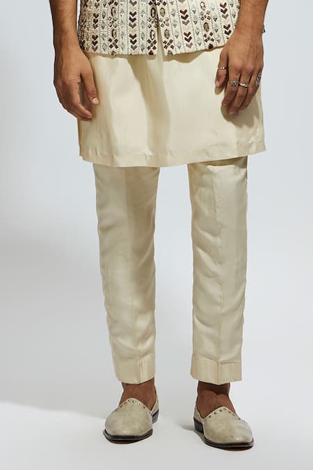 Sva By Sonam & Paras Modi_White Silk Sequins, Cut Work Geometric Embroidered Bundi Kurta Set_Online_at_Aza_Fashions