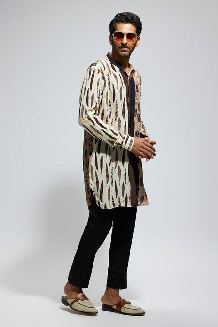 Buy Sva By Sonam & Paras Modi Black Crepe Feathers Mask And Printed Kurta Online at Aza Fashions Buy_Sva By Sonam & Paras Modi_Black Crepe Feathers Mask And Printed Kurta_Online_at_Aza_Fashions