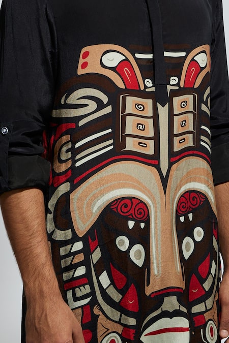 Shop Sva By Sonam & Paras Modi Black Crepe Mask Print Kurta Shop_Sva By Sonam & Paras Modi_Black Crepe Mask Print Kurta