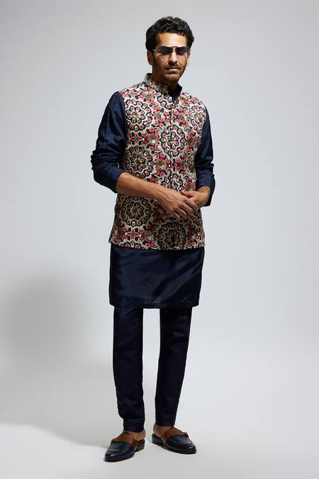 Sva By Sonam & Paras Modi Blue Silk Embroidery Thread Bundi And Kurta Set Online at Aza Fashions Sva By Sonam & Paras Modi_Blue Silk Embroidery Thread Bundi And Kurta Set_Online_at_Aza_Fashions