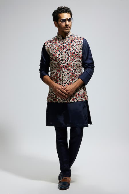 SVA by Sonam & Paras Modi Thread Embroidered Bundi & Kurta Set 