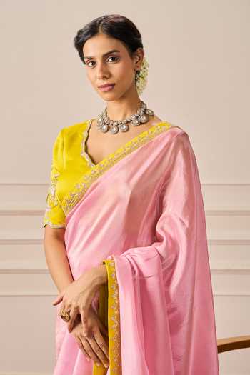 Shop_Issa Studio By Chetana & Swathi_Pink Silk Zari, Embroidery Scoop Neck Saree Set _Online_at_Aza_Fashions
