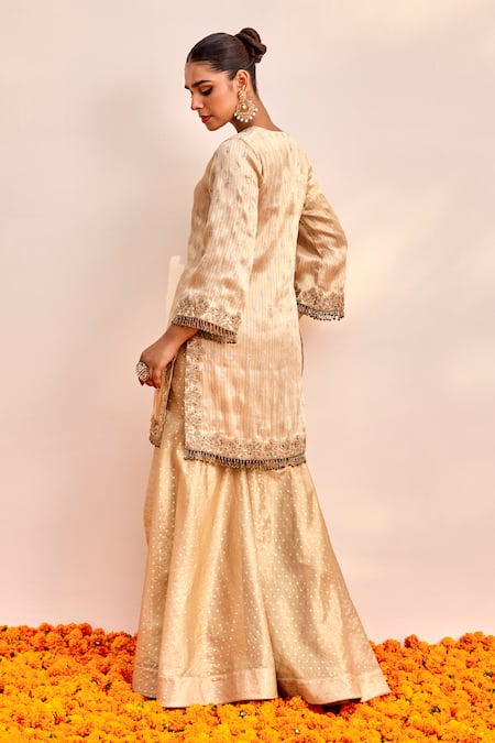 Shop Shalkii Gold Organza, Tissue Cut Work, Sequins Zardozi Blossom Embroidered Kurta Set at Aza Fashions Shop_Shalkii_Gold Organza, Tissue Cut Work, Sequins Zardozi Blossom Embroidered Kurta Set _at_Aza_Fashions