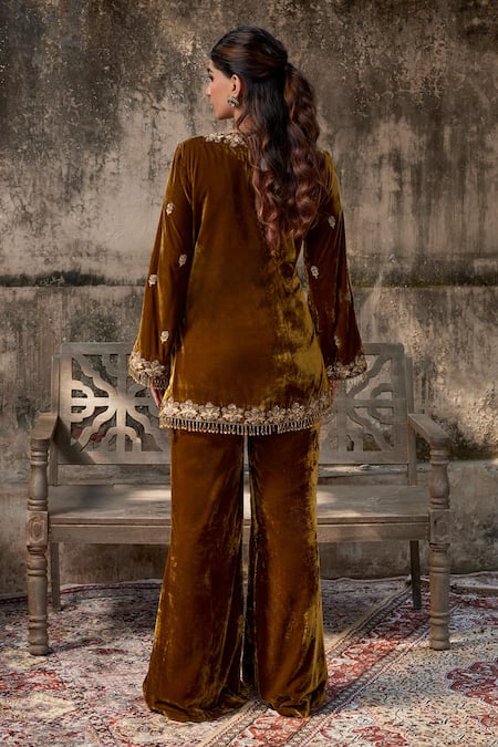 Shop Shalkii Brown Silk, Velvet Embroidery V-neck Gulshan Jacket And Pant Set at Aza Fashions Shop_Shalkii_Brown Silk, Velvet Embroidery V-neck Gulshan Jacket And Pant Set _at_Aza_Fashions