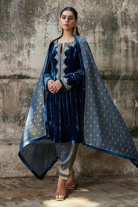 Shalkii_Blue Tissue, Silk Sequins, Embroidery Round Mughal Bloom Velvet Anarkali Set _Online_at_Aza_Fashions