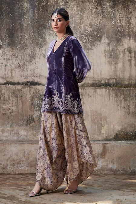 Shalkii Crest Blossom Embroidered Anarkali Set 