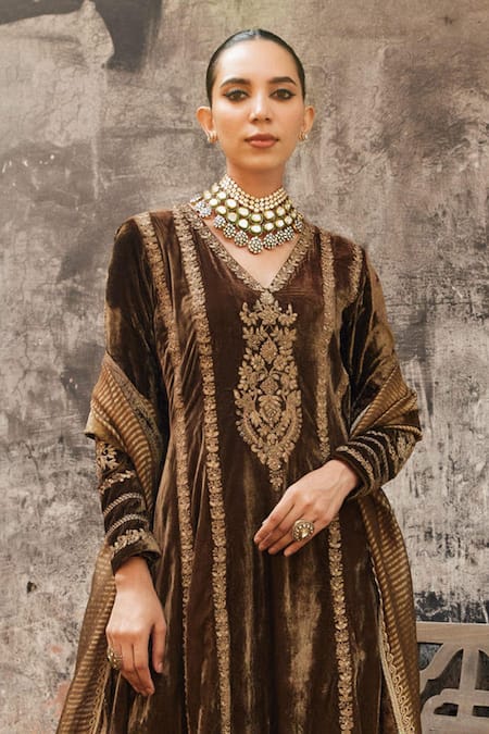 Shalkii Gulbahar Embroidered Velvet Anarkali Set 