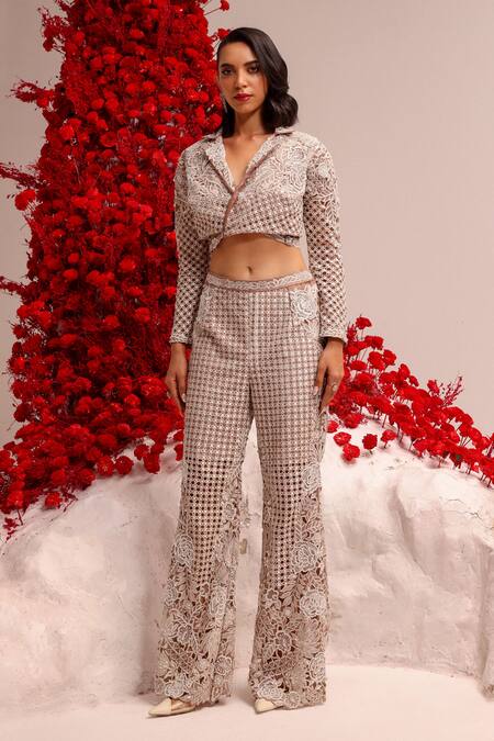 Label Moni K Beige Organza Cut Work, Embroidery Collared Floral Jacket And Pant Set Online at Aza Fashions Label Moni K_Beige Organza Cut Work, Embroidery Collared Floral Jacket And Pant Set _Online_at_Aza_Fashions