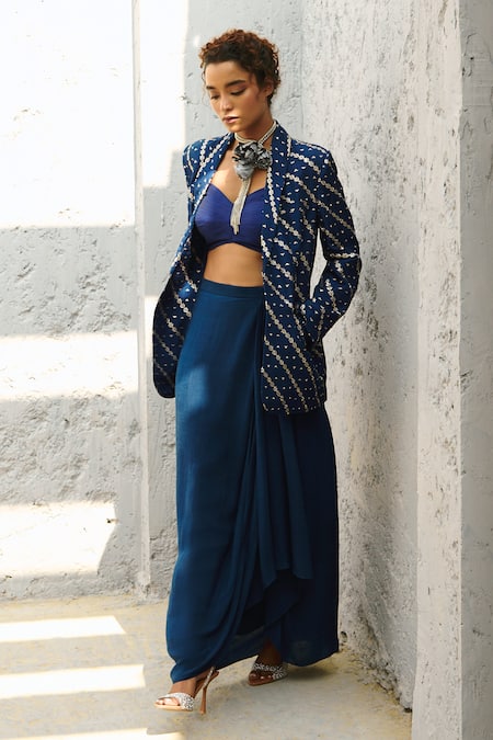 Buy Chamee And Palak Blue Silk, Crepe Zari Sweetheart Neck Embroidered Blazer And Skirt Set Buy_Chamee And Palak_Blue Silk, Crepe Zari Sweetheart Neck Embroidered Blazer And Skirt Set