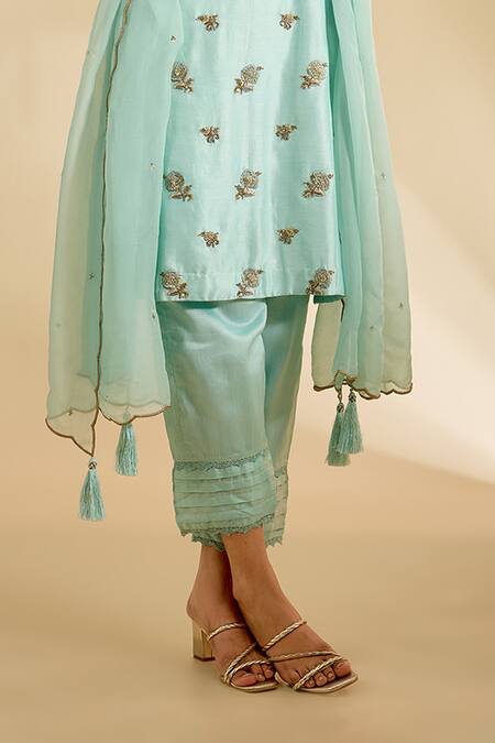 Kaia_Blue Organza, Chanderi Sequins, Embroidery, Lace V-neck Floral Kurta Set_Online_at_Aza_Fashions