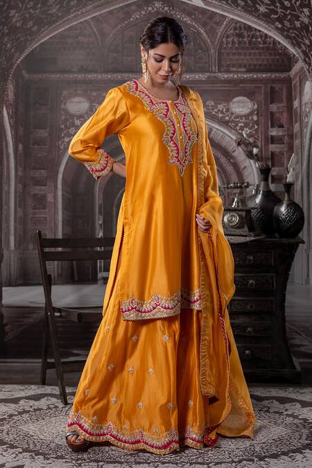 Label Radini_Yellow Chanderi Sequins, Zari Round Neck Kashmiri Tila Embroidered Kurta Set _Online_at_Aza_Fashions