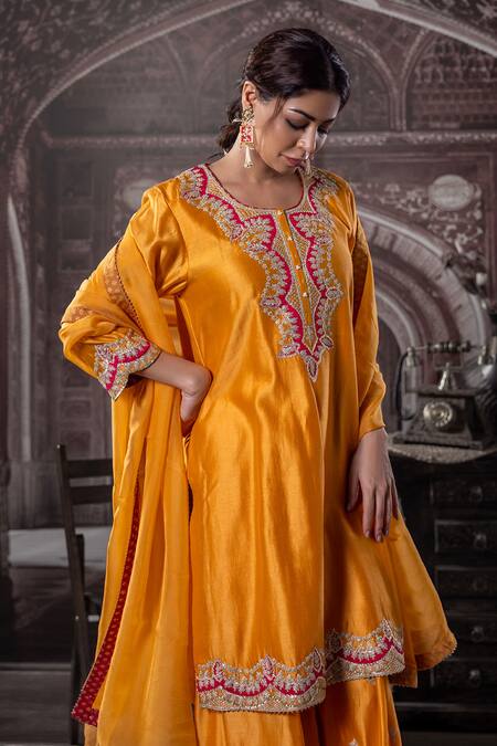 Shop_Label Radini_Yellow Chanderi Sequins, Zari Round Neck Kashmiri Tila Embroidered Kurta Set _Online_at_Aza_Fashions