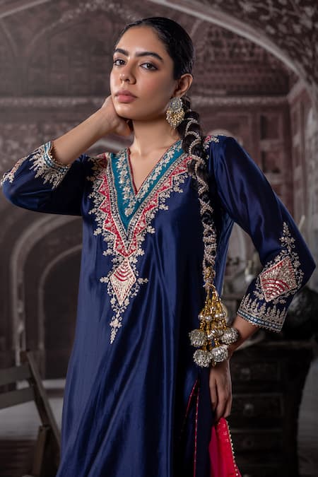 Shop_Label Radini_Blue Chanderi Sequins, Zari, Embroidery V-neck Navy Kurta Set _Online_at_Aza_Fashions