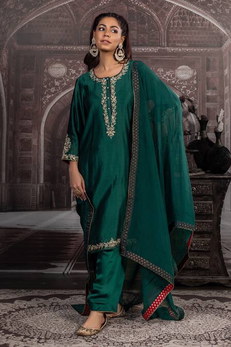 Label Radini_Green Chanderi Zari, Sequins Round Neck Kashmiri Tila Hand Embroidered Kurta Set _at_Aza_Fashions