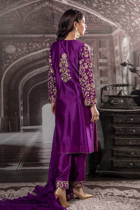 Shop Label Radini Purple Chanderi Pearls, Zari, Embroidery Split V-neck Aari Hand Kurta Set at Aza Fashions Shop_Label Radini_Purple Chanderi Pearls, Zari, Embroidery Split V-neck Aari Hand Kurta Set _at_Aza_Fashions