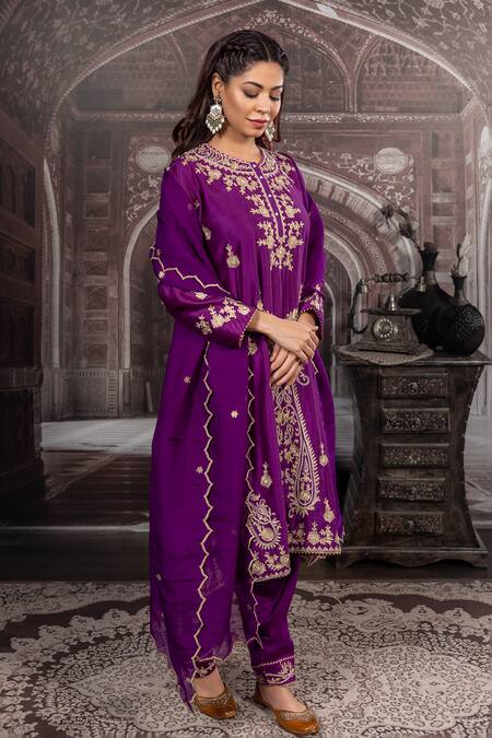 Shop Label Radini Purple Chanderi Pearls, Embroidery, Zari Round Neck Paisley Hand Kurta Set Online at Aza Fashions Shop_Label Radini_Purple Chanderi Pearls, Embroidery, Zari Round Neck Paisley Hand Kurta Set _Online_at_Aza_Fashions