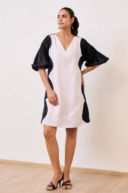 Buy_Moontara_Black Cotton Satin V-neck Color Blocked Dress _Online_at_Aza_Fashions