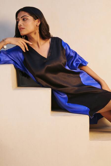 Moontara_Black Cotton Satin V-neck Color Blocked Dress _at_Aza_Fashions