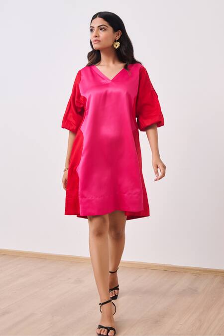 Moontara_Red Cotton Satin V-neck Color Blocked Short Dress _Online_at_Aza_Fashions