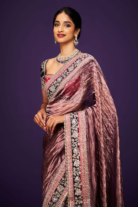 Buy_Issa Studio By Chetana & Swathi_Purple Tissue Sequins, Zari Sweetheart Neck Embroidered Saree Set _Online_at_Aza_Fashions