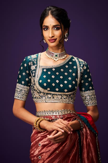 Buy_Issa Studio By Chetana & Swathi_Red Silk, Tissue Zari, Sequins, Cut Zardozi Floral Embroidered Metallic Saree _Online_at_Aza_Fashions