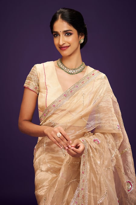 Issa Studio By Chetana & Swathi_Ivory Organza Sequins Bloom Embroidered Saree _at_Aza_Fashions