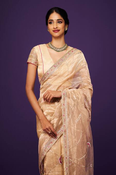 Buy_Issa Studio By Chetana & Swathi_Ivory Organza, Tissue Embroidery, Sequins V-neck Bloom Saree Set _Online_at_Aza_Fashions