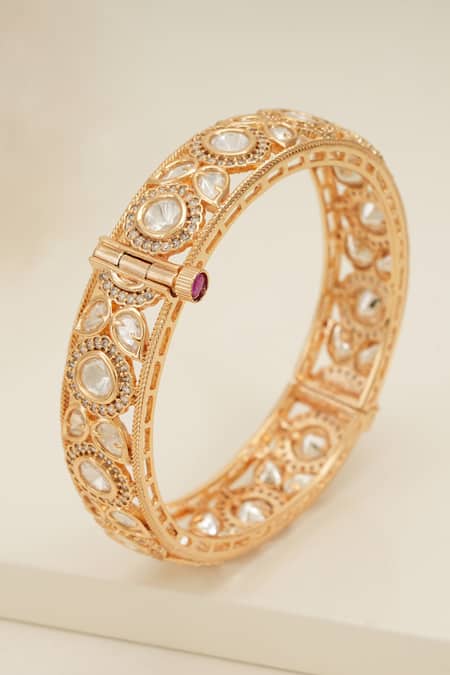 Smars Jewelry Floral Stone Studded Kada 