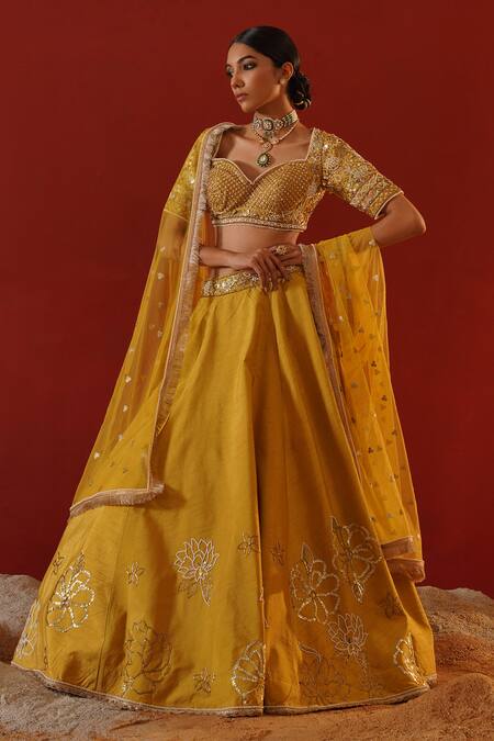 Buy Kapda Dori Yellow Net, Silk Cut Work, Sequins, Floral Scatter Embroidered Lehenga Set Buy_Kapda Dori_Yellow Net, Silk Cut Work, Sequins, Floral Scatter Embroidered Lehenga Set