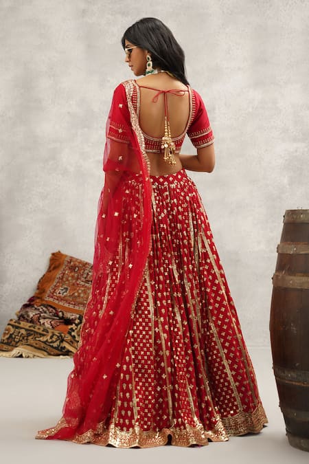 Kapda Dori Gullista Embroidered Maroon Lehenga Set 