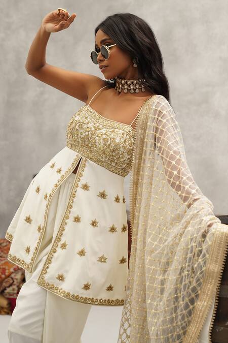 Shop Kapda Dori White Net, Linen Zari, Sequins, Cut Work Floral Embroidered Peplum Kurta Set Online at Aza Fashions Shop_Kapda Dori_White Net, Linen Zari, Sequins, Cut Work Floral Embroidered Peplum Kurta Set _Online_at_Aza_Fashions