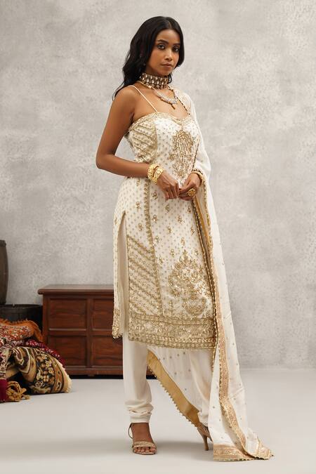 Kapda Dori_White Georgette, Lycra, Silk Cut Work, Pearls, Gul Embroidered Kurta Set _Online_at_Aza_Fashions