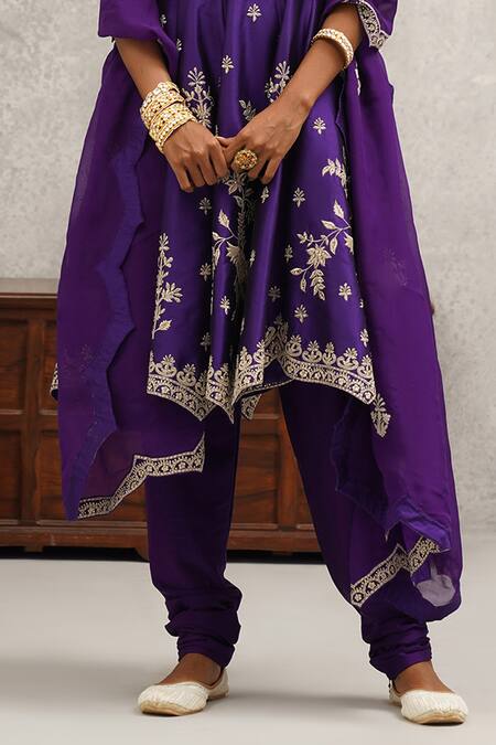 Kapda Dori Purple Organza, Lycra, Silk Sequins, Stones, Zari Phool Embroidered Anarkali Set Online at Aza Fashions Kapda Dori_Purple Organza, Lycra, Silk Sequins, Stones, Zari Phool Embroidered Anarkali Set _Online_at_Aza_Fashions
