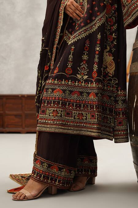 Kapda Dori Brown Georgette, Silk Sequins, Stones, Embroidery Phool Gul Kurta Palazzo Set at Aza Fashions Kapda Dori_Brown Georgette, Silk Sequins, Stones, Embroidery Phool Gul Kurta Palazzo Set _at_Aza_Fashions