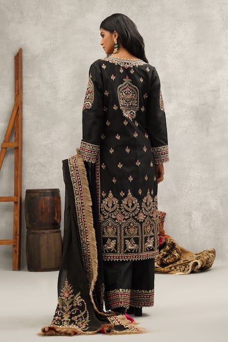 Kapda Dori Black Silk, Georgette Embroidery, Sequins Round Neck, Floral Kurta Palazzo Set Online at Aza Fashions Kapda Dori_Black Silk, Georgette Embroidery, Sequins Round Neck, Floral Kurta Palazzo Set _Online_at_Aza_Fashions