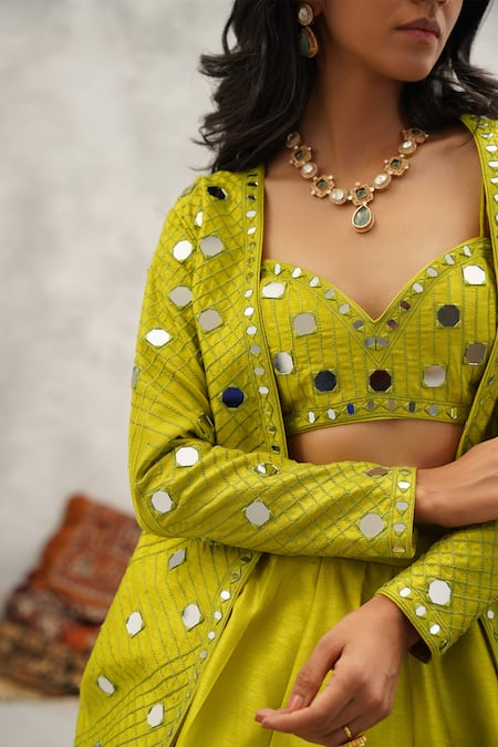 Buy_Kapda Dori_Green Silk, Linen Mirrors, Embroidery Sweetheart And Resham Jacket Lehenga Set _Online_at_Aza_Fashions