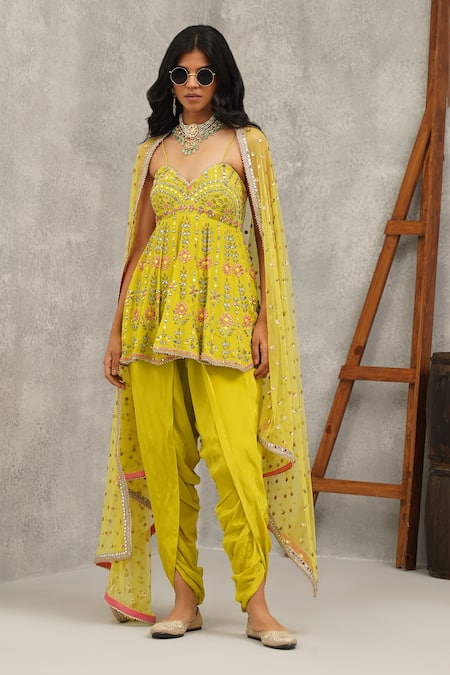 Shop Kapda Dori Green Crepe, Net Sequins, Mirrors, Embroidery Sweetheart And Resham Peplum Set Shop_Kapda Dori_Green Crepe, Net Sequins, Mirrors, Embroidery Sweetheart And Resham Peplum Set