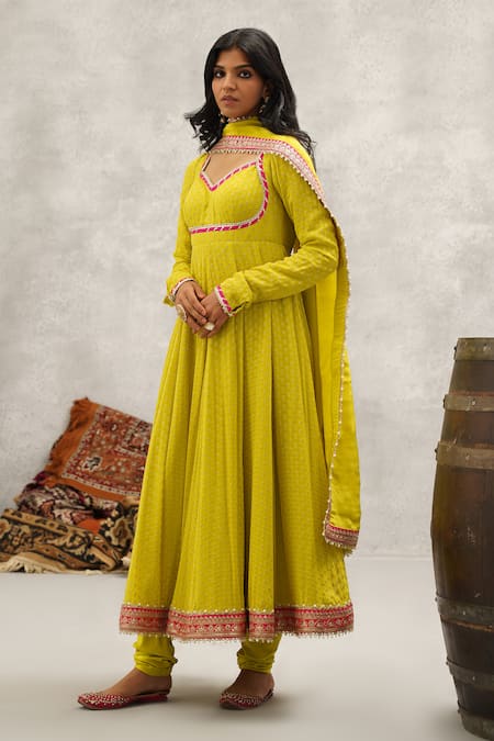 Buy_Kapda Dori_Green Georgette, Lycra, Crepe Gota Patti, Pearls Embroidered Anarkali Set _Online_at_Aza_Fashions