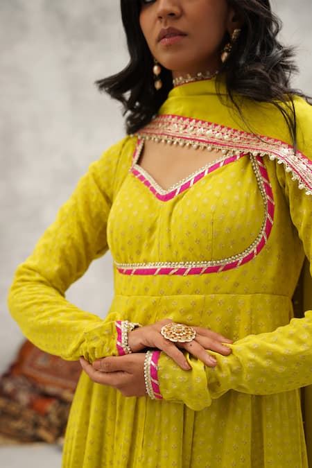 Kapda Dori_Green Georgette, Lycra, Crepe Gota Patti, Pearls Embroidered Anarkali Set _at_Aza_Fashions