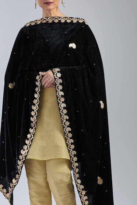 Naintara Bajaj Black Velvet Gota Patti, Embroidery Dupatta Online at Aza Fashions Naintara Bajaj_Black Velvet Gota Patti, Embroidery Dupatta _Online_at_Aza_Fashions