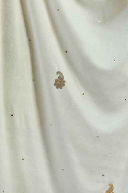 Shop_Naintara Bajaj_Cream Velvet Gota Patti, Embroidery Dupatta _Online_at_Aza_Fashions