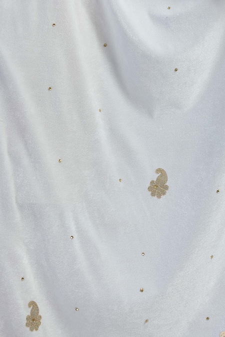 Naintara Bajaj White Velvet Gota Patti, Embroidery Dupatta Online at Aza Fashions Naintara Bajaj_White Velvet Gota Patti, Embroidery Dupatta _Online_at_Aza_Fashions