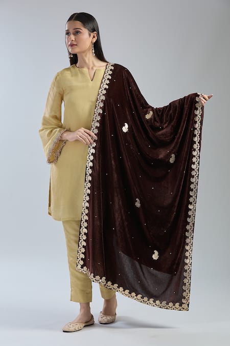 Naintara Bajaj_Brown Velvet Embroidery Gota Patti Paisley Dupatta _Online_at_Aza_Fashions