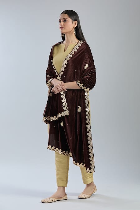 Buy_Naintara Bajaj_Brown Velvet Embroidery Gota Patti Paisley Dupatta _Online_at_Aza_Fashions