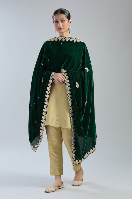 Shop Naintara Bajaj Green Velvet Embroidery Paisley Gota Patti Dupatta at Aza Fashions Shop_Naintara Bajaj_Green Velvet Embroidery Paisley Gota Patti Dupatta _at_Aza_Fashions