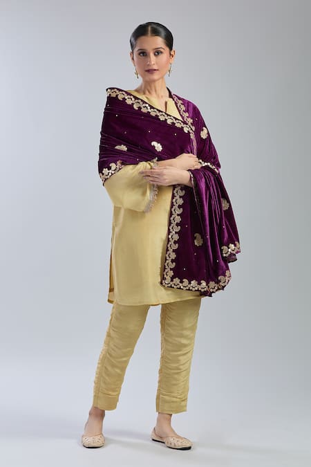 Shop_Naintara Bajaj_Wine Velvet Gota Patti, Embroidery Paisley Dupatta _at_Aza_Fashions